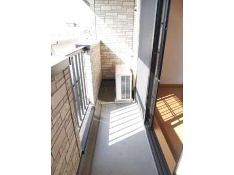 ��ʌ�����s�厚���s�̃A�p�[�g�̃o���R�j�[