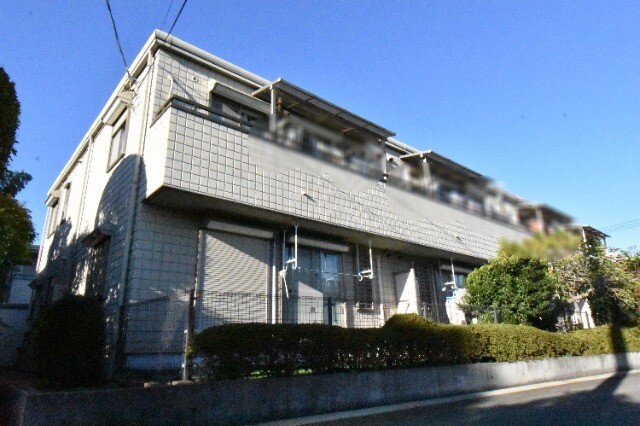 ��ʌ�����s�厚�����̃A�p�[�g�̌����O��