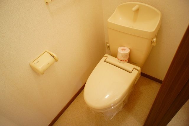 ��ʌ������s�V�h�R���ڂ̃A�p�[�g�̃g�C��