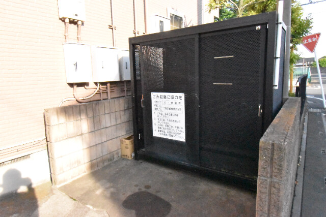 ��ʌ������s�V�h�R���ڂ̃A�p�[�g�̂��̑�