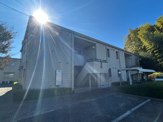 ��ʌ�����s�厚�����̃A�p�[�g�̌����O��