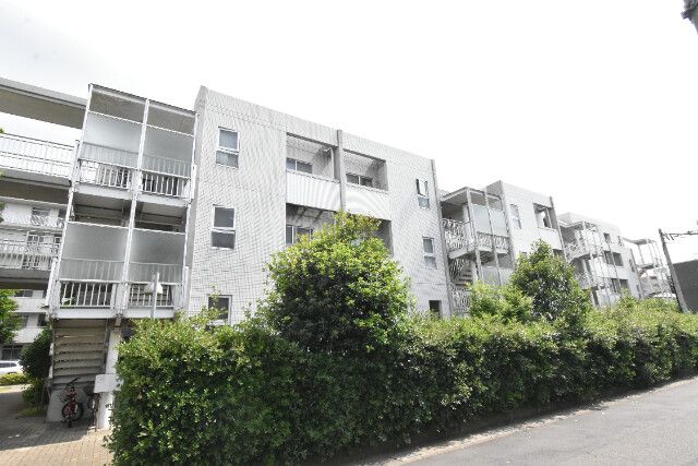 ��ʌ��������܎s�k��y�C���P���ڂ̃}���V�����̌����O��