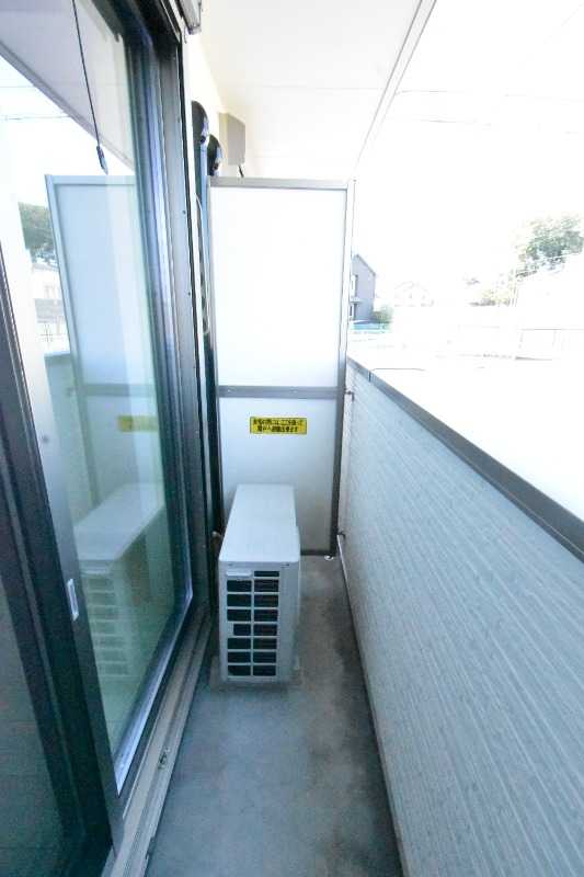 ��ʌ��������܎s���搼��{�Q���ڂ̃A�p�[�g�̃o���R�j�[