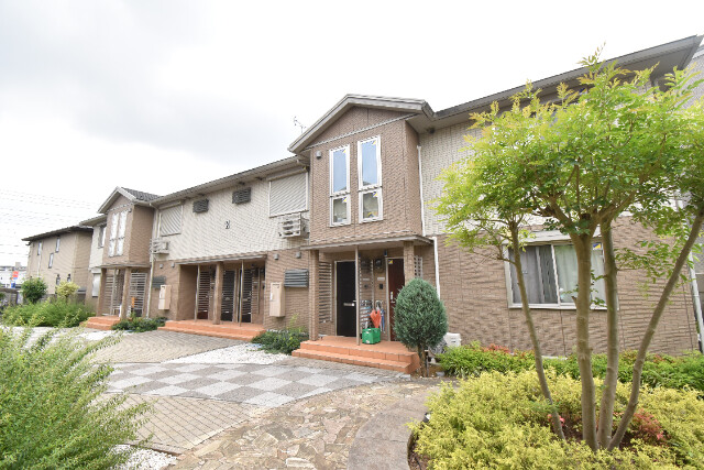 ��ʌ��������܎s����厚����{��385-1�̃A�p�[�g�̌����O��