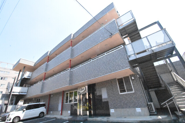 ��ʌ��@�c�s���L�P���ڂ̃}���V�����̌����O��