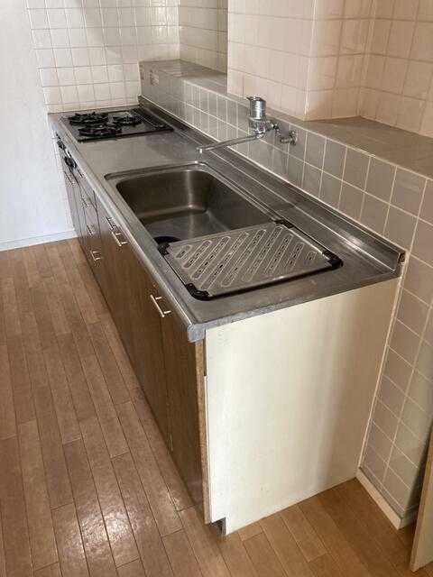 ��ʌ��������܎s��{��㏬���̃}���V�����̃L�b�`��