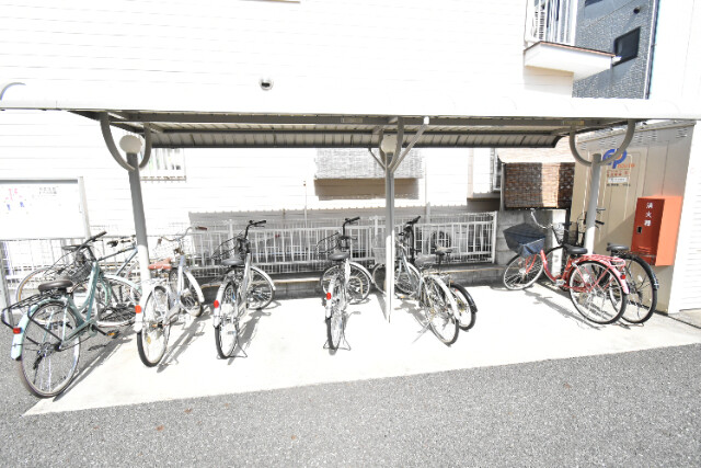 ��ʌ������s���T���ڂ̃A�p�[�g�̂��̑�