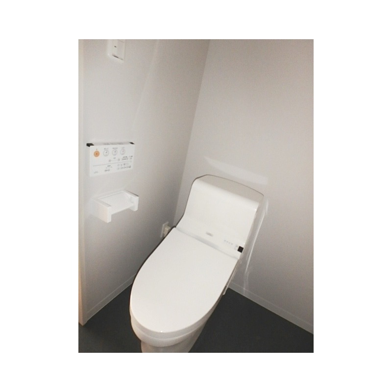 ��ʌ��������܎s�k����i���Q���ڂ̃A�p�[�g�̃g�C��