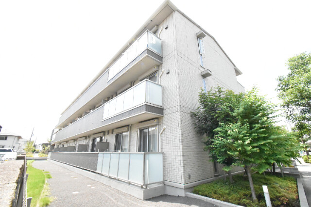 ��ʌ������s�����T����11-18�̃A�p�[�g�̌����O��