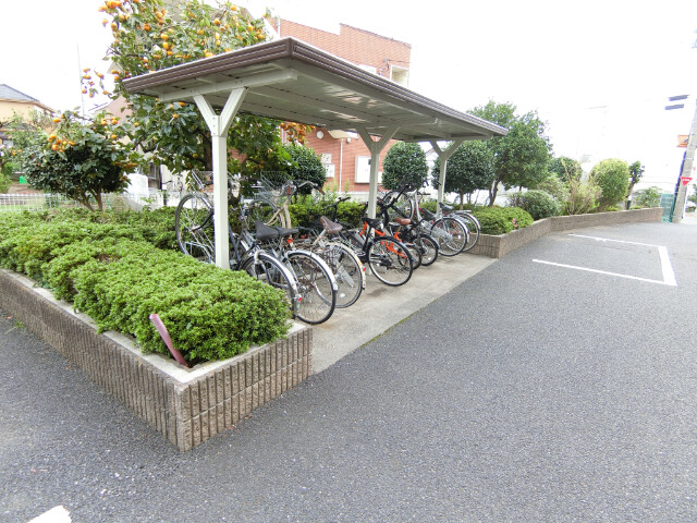 ��ʌ��@�c�s�厚�쓇�̃A�p�[�g�̂��̑�