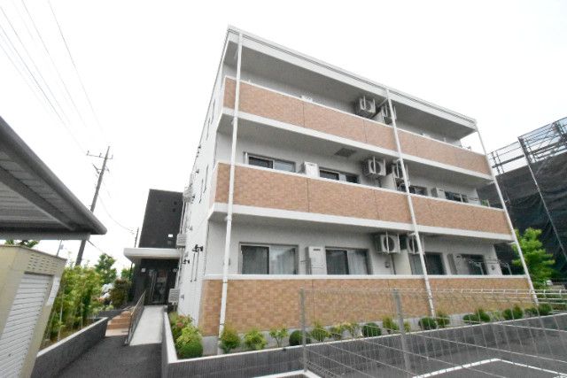 ��ʌ�����s�˒�����16-3�̃}���V�����̌����O��