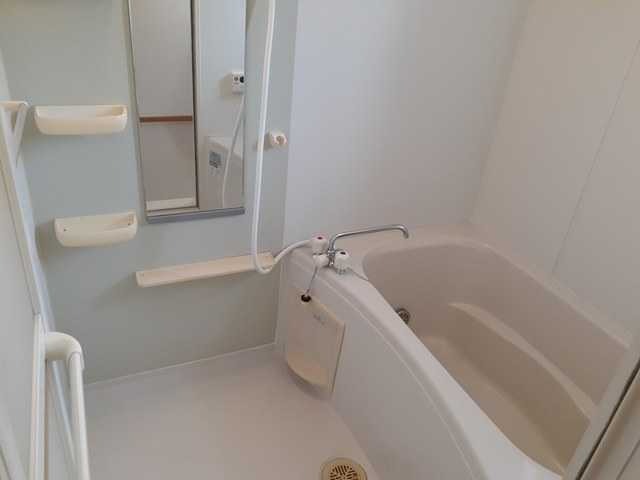 ��ʌ������s�����̃A�p�[�g�̃o�X