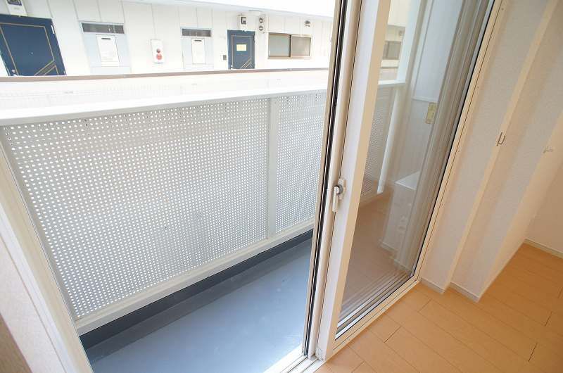 ��ʌ�����s�V�䒬�̃A�p�[�g�̃o���R�j�[