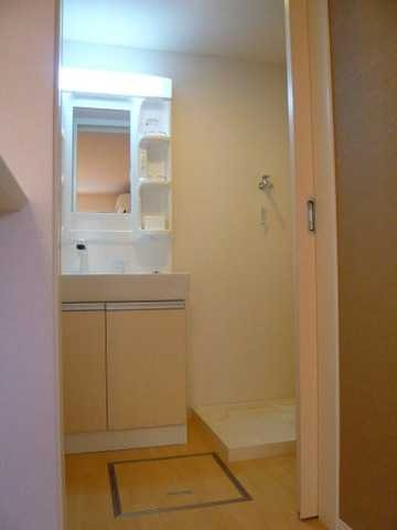 ��ʌ��������܎s��{��V�����P���ڂ̃A�p�[�g�̐��ʏ�