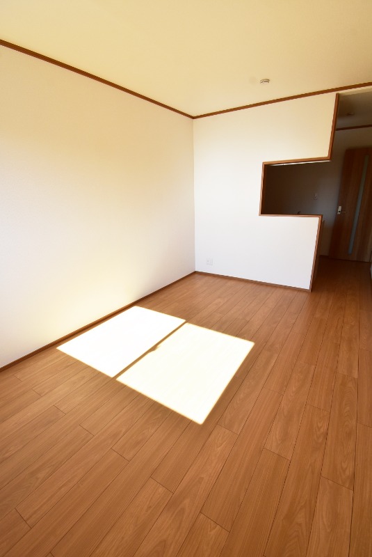 ��ʌ��������܎s�k����i���R���ڂ̃A�p�[�g�̋��ԁE���r���O