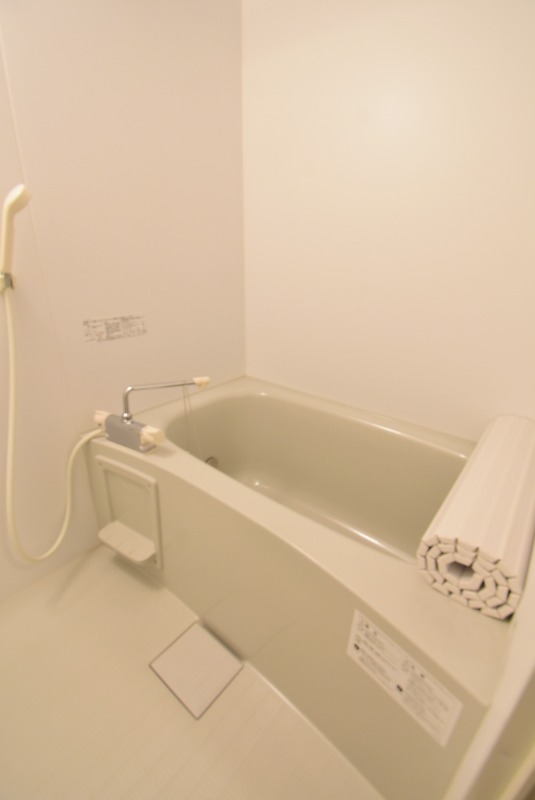 ��ʌ��������܎s�k����i���R���ڂ̃A�p�[�g�̃o�X