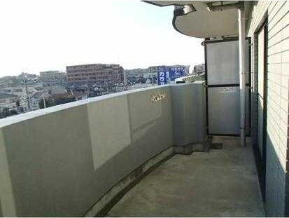 ��ʌ��������܎s�΋擌���R���ڂ̃}���V�����̃o���R�j�[