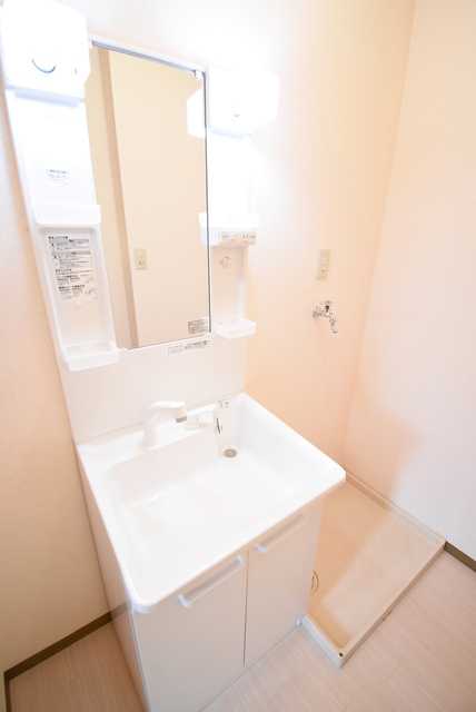 ��ʌ��������܎s��{��听���P���ڂ̃A�p�[�g�̐��ʏ�