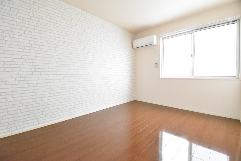 ��ʌ��������܎s�k��{�����Q���ڂ̃A�p�[�g�̂��̑������E�X�y�[�X