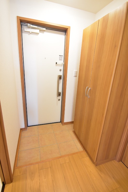 ��ʌ��������܎s�k����i���R���ڂ̃A�p�[�g�̌���