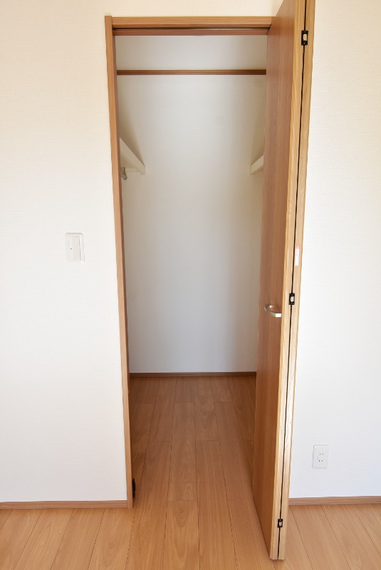 ��ʌ��������܎s�k����i���R���ڂ̃A�p�[�g�̎��[