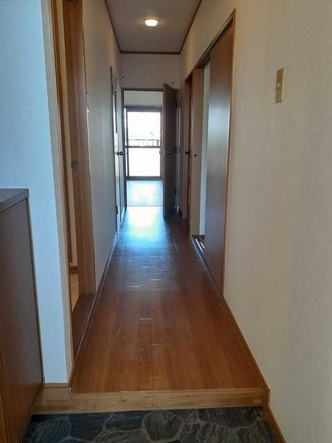 ��ʌ��������܎s�΋擌�Y�a�X���ڂ̃}���V�����̌���