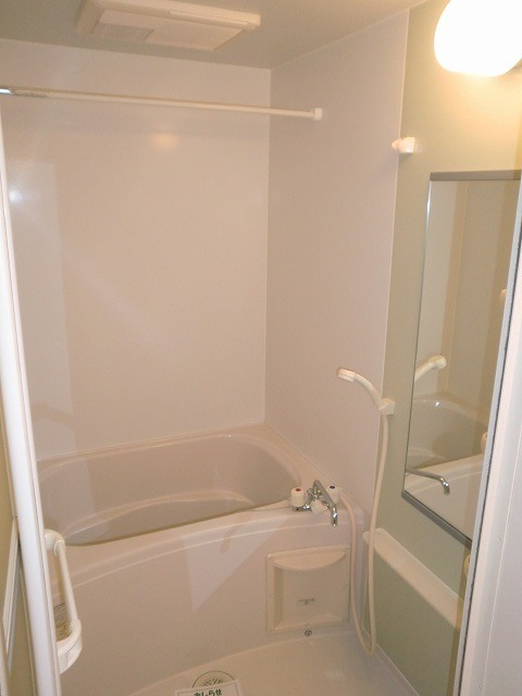 ��ʌ��������܎s�΋�厚�����̃}���V�����̃o�X