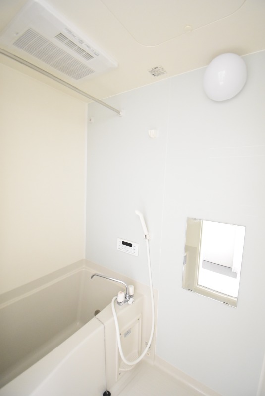 ��ʌ��������܎s���搼�x�W���ڂ̃A�p�[�g�̃o�X