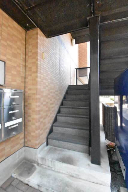 ��ʌ��������܎s�΋�厚�����̃}���V�����̃G���g�����X