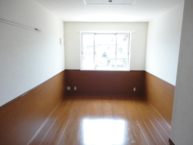 ��ʌ��������܎s��{��O���P���ڂ̃e���X�n�E�X�̂��̑������E�X�y�[�X