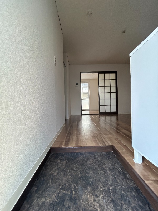 ��ʌ�����s�΋u�Q���ڂ̃A�p�[�g�̌���