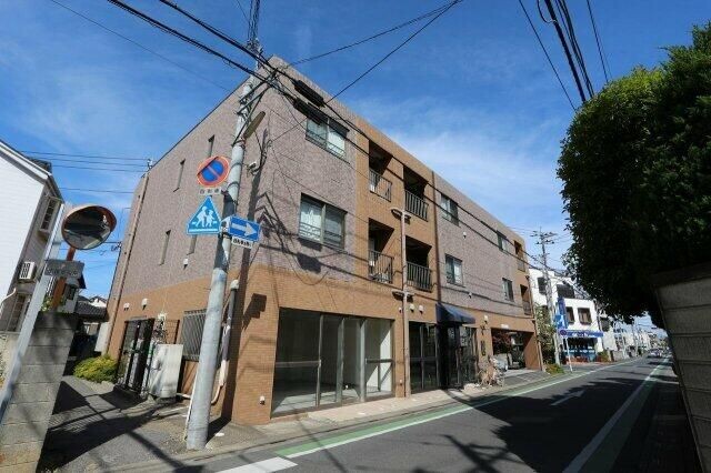 ��ʌ�����s�����Q����10-8�̃}���V�����̌����O��