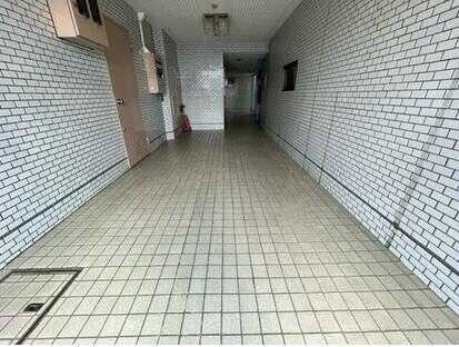 ��ʌ��z�J�s��z�J�R���ڂ̃}���V�����̃G���g�����X