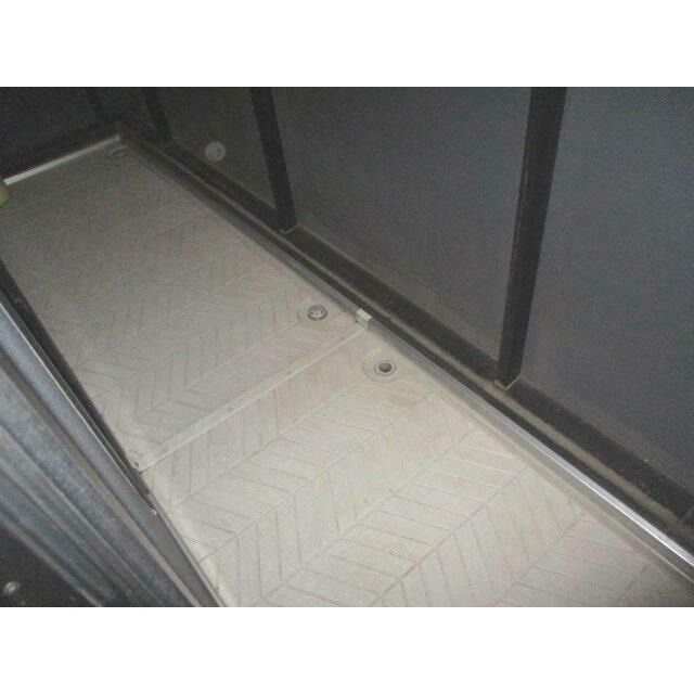 ��ʌ�����s���P���ڂ̃A�p�[�g�̂��̑������E�X�y�[�X