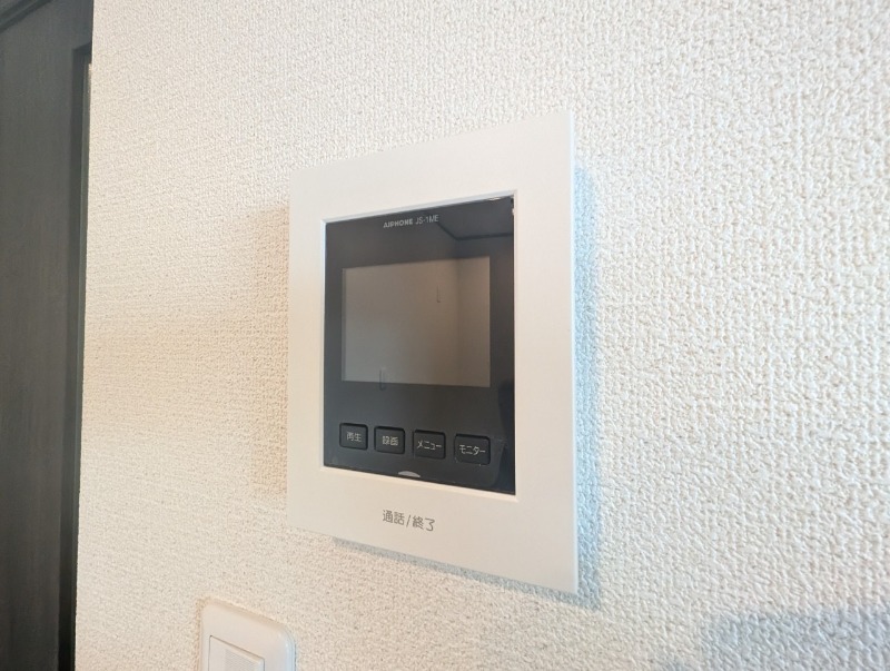 ��ʌ��@�c�s���m�؂S���ڂ̃e���X�n�E�X�̂��̑�