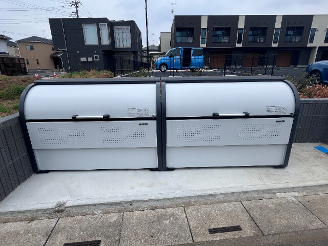 ��ʌ��@�c�s���m�؂S���ڂ̃e���X�n�E�X�̂��̑�