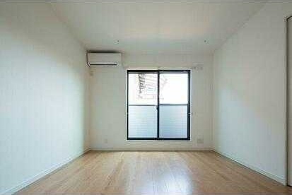 ��ʌ��������܎s��΋擌���Q���ڂ̃A�p�[�g�̋��ԁE���r���O