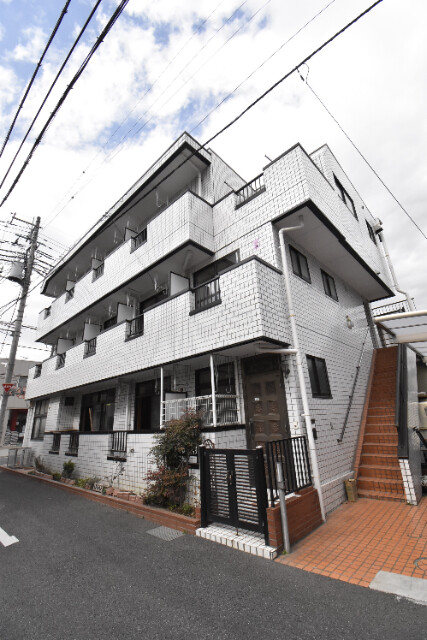 ��ʌ��������܎s�k����i���Q���ڂ̃}���V�����̌����O��