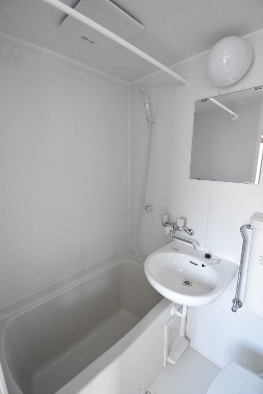 ��ʌ��������܎s�k����i���Q���ڂ̃}���V�����̃o�X