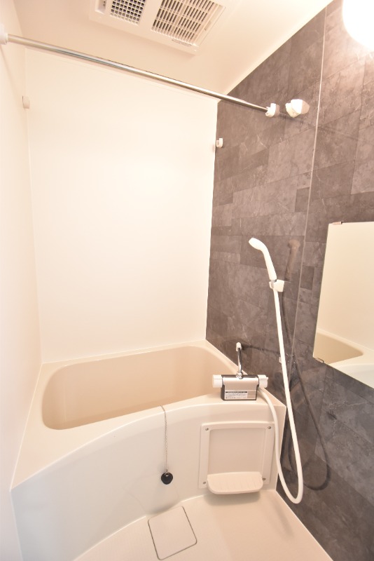 ��ʌ��������܎s����O���U���ڂ̃A�p�[�g�̃o�X