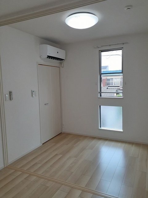 ��ʌ��������܎s����쌳�h�P���ڂ̃A�p�[�g�̂��̑������E�X�y�[�X