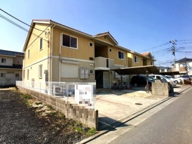 ��ʌ��������܎s����厚��v�ۗ̉�404-1�̃A�p�[�g�̌����O��