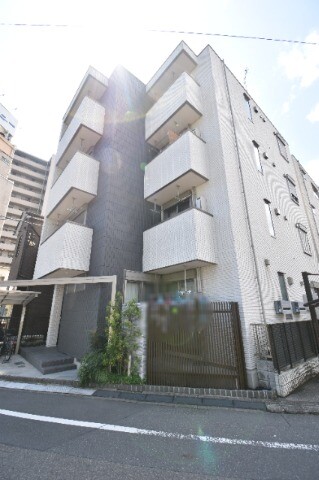 ��ʌ��������܎s�Y�a���ՂR����10-14-3�̃}���V�����̌����O��