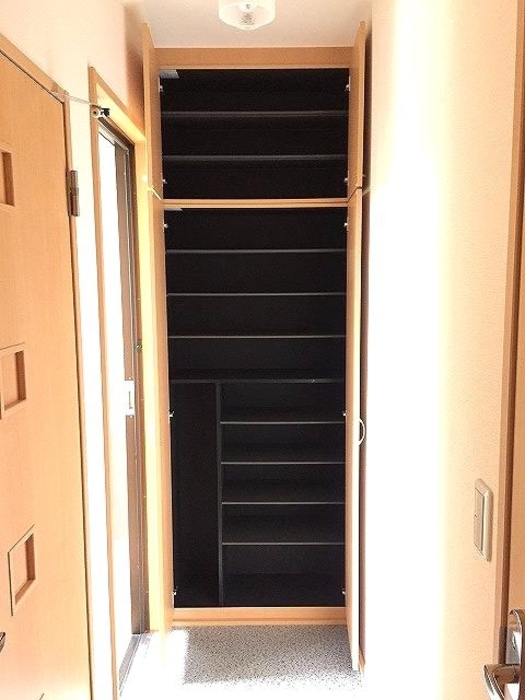 ��ʌ��������܎s����厚��v�ۗ̉Ƃ̃A�p�[�g�̌���