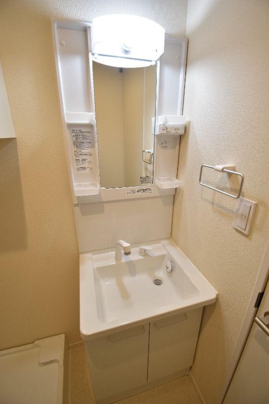 ��ʌ��������܎s�Y�a���ՂR���ڂ̃}���V�����̐��ʏ�