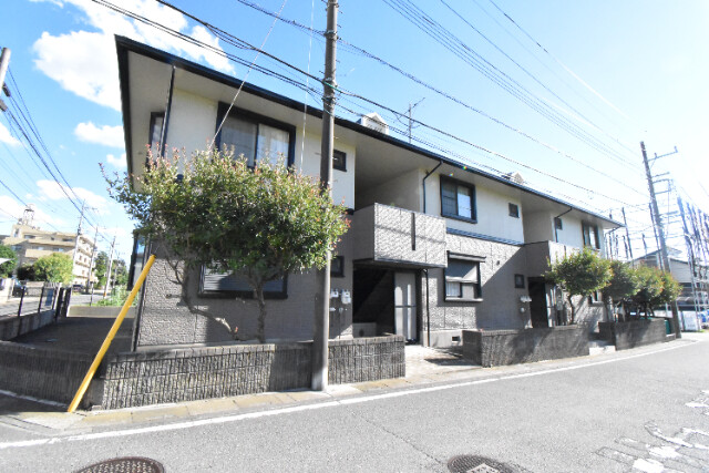 ��ʌ��������܎s�k��听���S���ڂ̃A�p�[�g�̌����O��