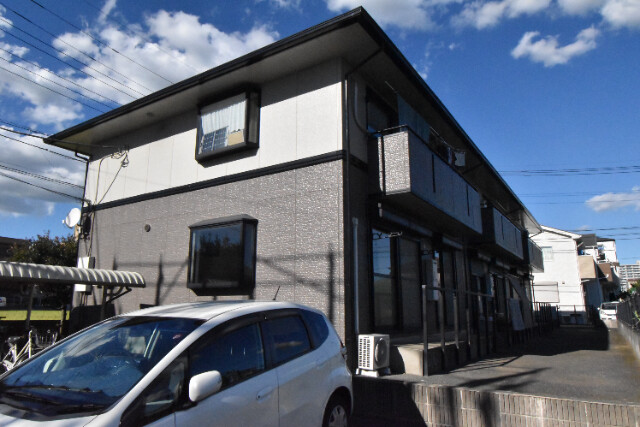 ��ʌ��������܎s�k��听���S����766�̃A�p�[�g�̌����O��