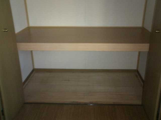 ��ʌ��������܎s�k��听���S���ڂ̃A�p�[�g�̎��[