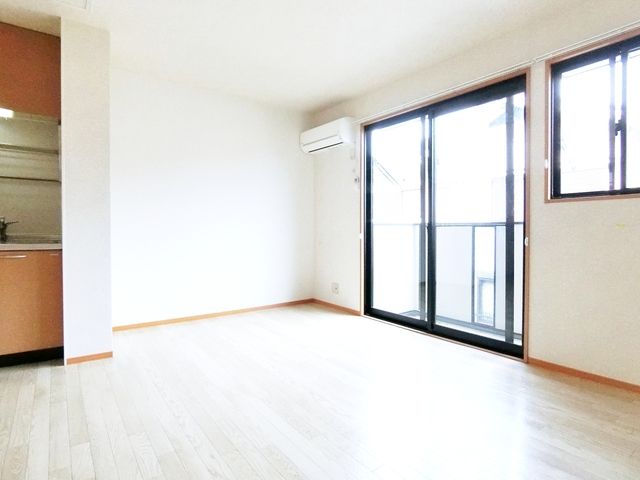 ��ʌ�����s�씵���J�V���ڂ̃A�p�[�g�̋��ԁE���r���O