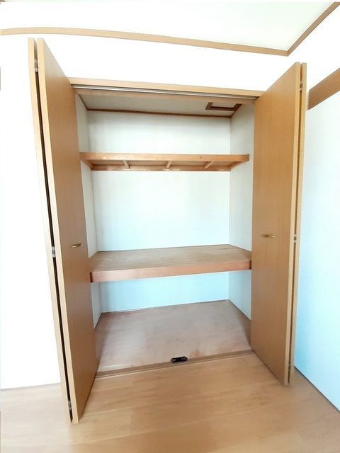 ��ʌ��������܎s��΋搼���̃A�p�[�g�̎��[